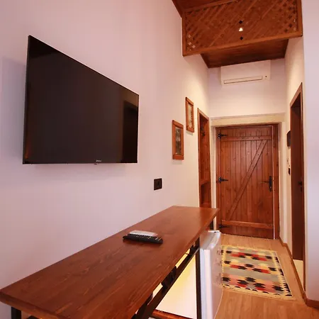 Grey Stone 4* Gjirokastër