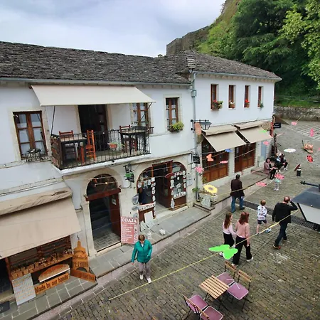 Grey Stone Affittacamere Gjirokastër
