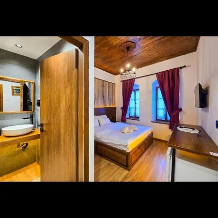 Affittacamere Grey Stone Gjirokastër