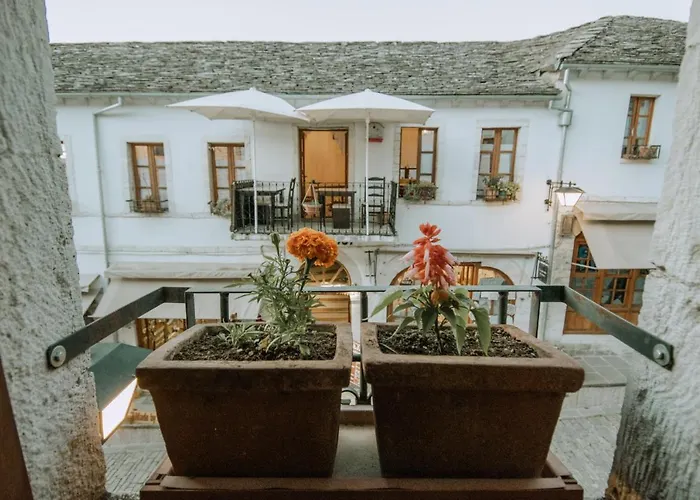 Grey Stone Gasthof Gjirokastër