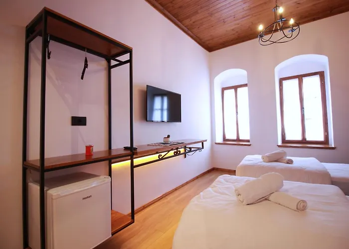 Grey Stone Gasthof Gjirokastër