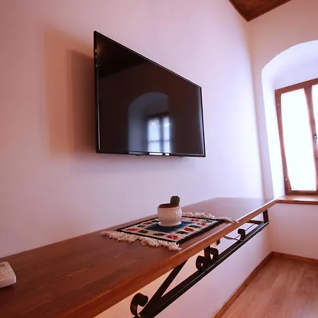 Pensionat Grey Stone 4*