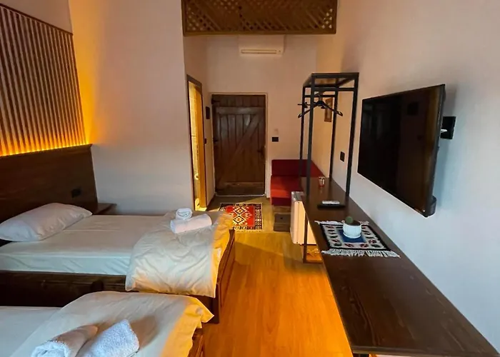 Grey Stone 4* Gjirokastër