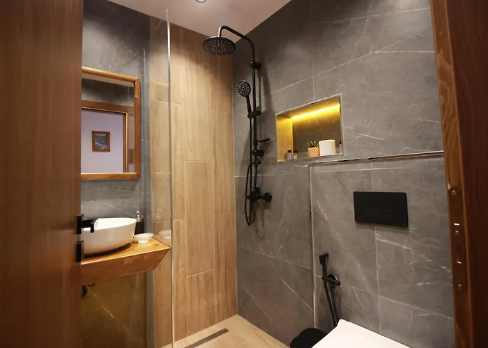 Grey Stone 招待所